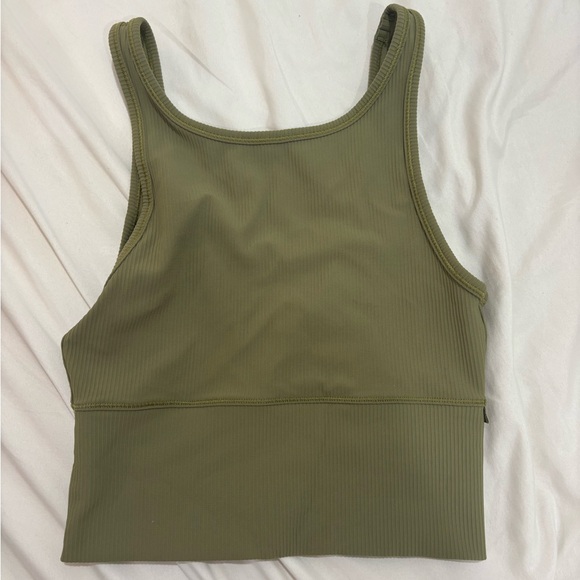 Lululemon Power Pivot Tank - Picture 2 of 3